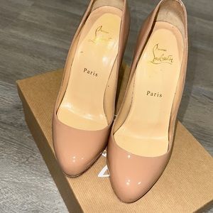 CHRISTIAN LOUBOUTIN Dorissima 100 patent